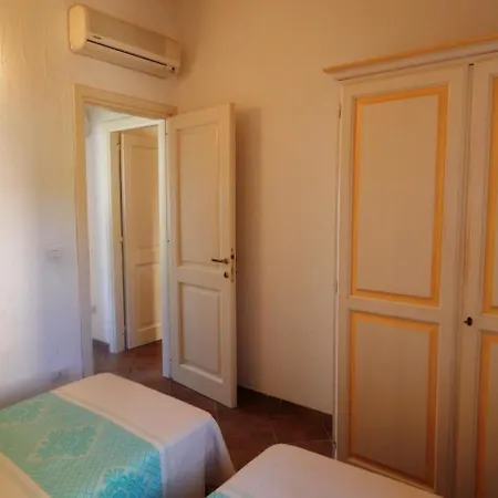 Villa Locazione Turistica Lo Squalo 1 *